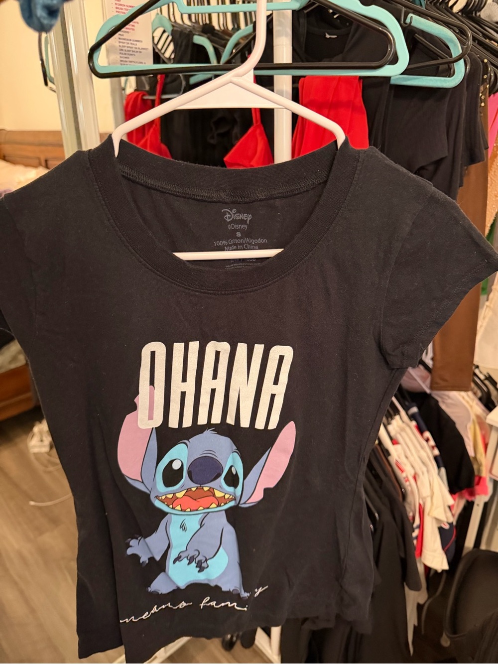 Disney Lilo and Stitch Ohana T Shirt - Size Small